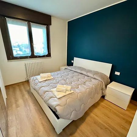 Alloggiare Vicino Autostrada E Rcf Arena Apartment